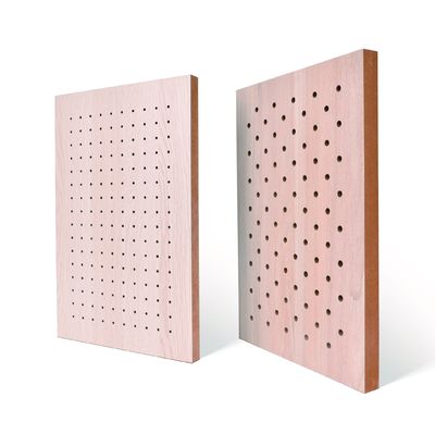 Struttura a buco rotondo pannelli di legno perforati acustici 2400mm 0,9NRC CE FSC