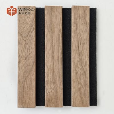Pannelli acustici in legno in ardesia personalizzabili per interni silenziosi e eleganti