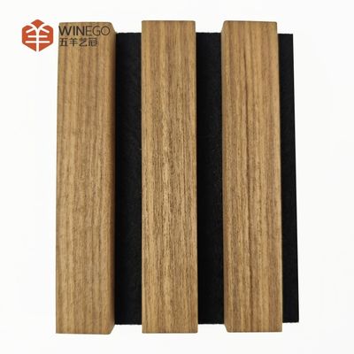 Luxury Wood Slat Acoustic Panel Elegante ed Efficiente Soluzione Sonora